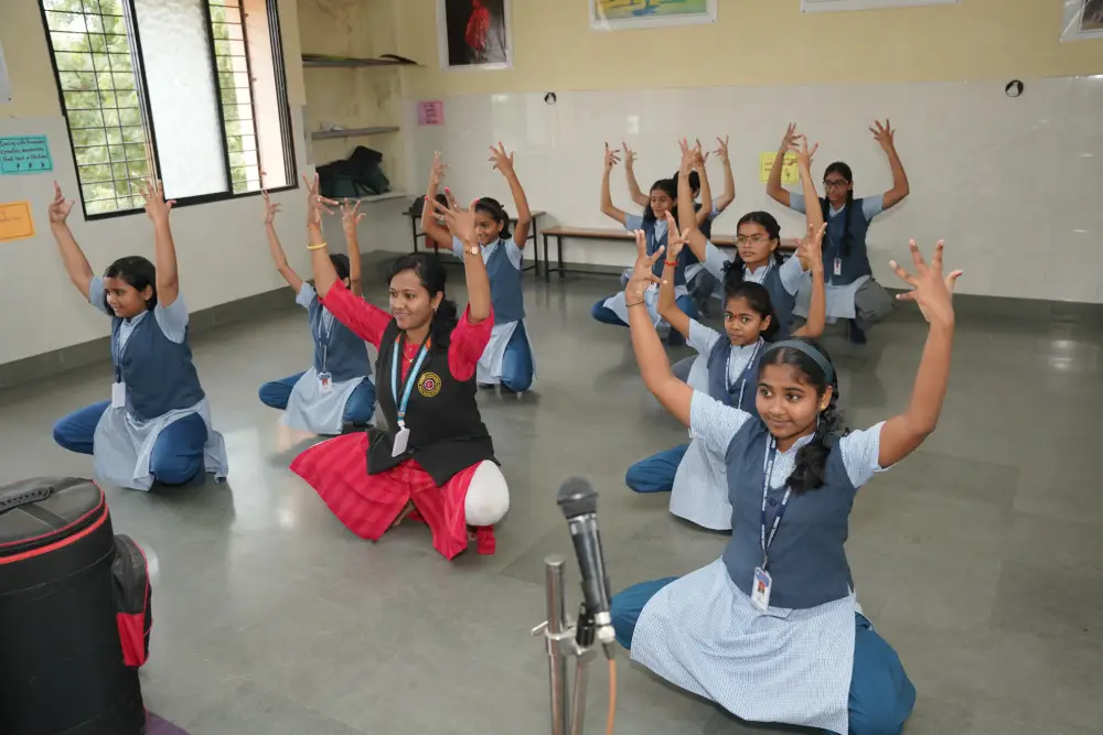 activity 7_renamed_20251106143110.webp